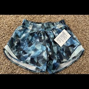 Lululemon hotty hot short